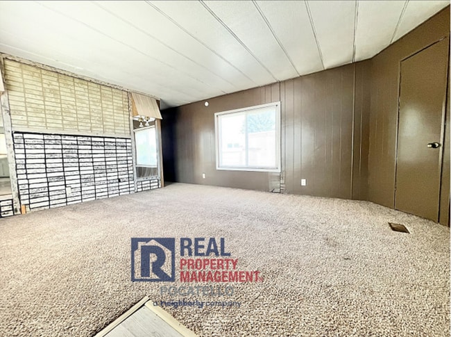 123 Teakwood St in Pocatello, ID - Building Photo - Building Photo