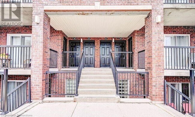 45 Cedarhill Crescent in Kitchener, ON - Building Photo - Building Photo