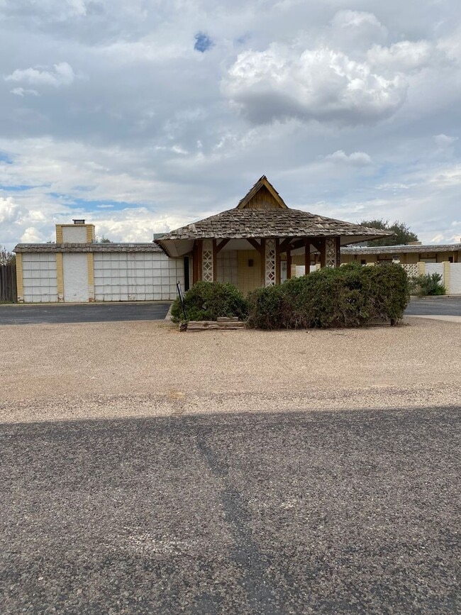 6151 Denis Ln in Odessa, TX - Building Photo - Building Photo