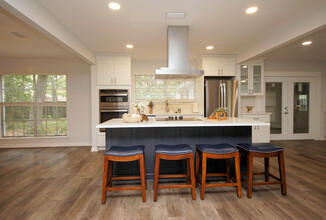 596 L'Ombre Ct NE in Fort Walton Beach, FL - Building Photo - Building Photo