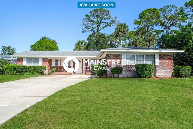 property at 40 Fairway Cir