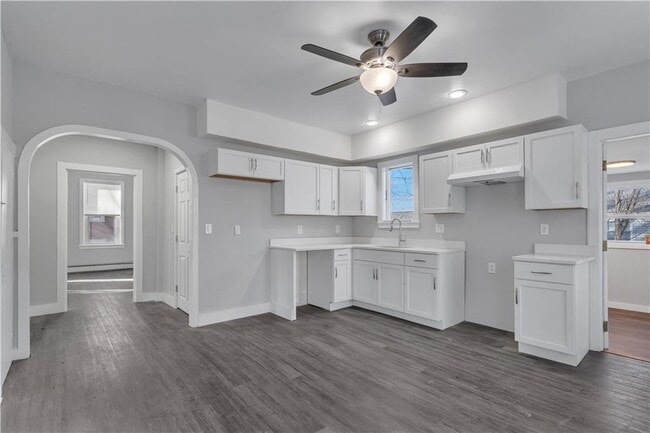 property at 40 Jenkins St