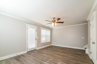 101 Mashburn Pl in Canton, GA - Building Photo - Building Photo