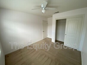 1826 W Van Gogh in Hanford, CA - Building Photo - Building Photo