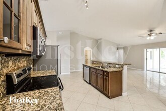 2233 NW 5th Terrace in Cape Coral, FL - Building Photo - Building Photo
