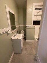 2624 Foothill Blvd, Unit 211 in Oakland, CA - Building Photo - Building Photo