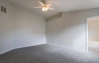 200 Tree Branch Ln in Edgewater, FL - Building Photo - Building Photo