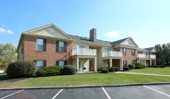 The Bradford at Easton Apartment Homes in Columbus, OH - Building Photo