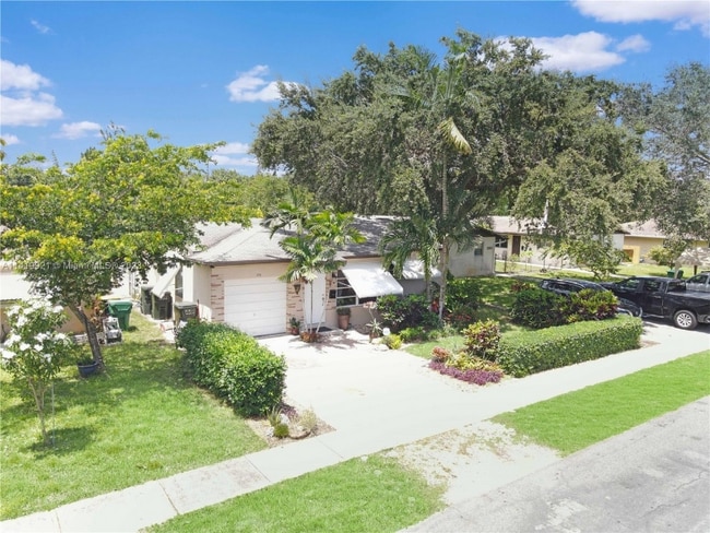 property at 254 SW 6th St