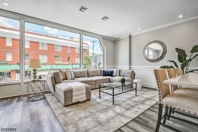 348 Millburn Ave, Unit 2nd Floor