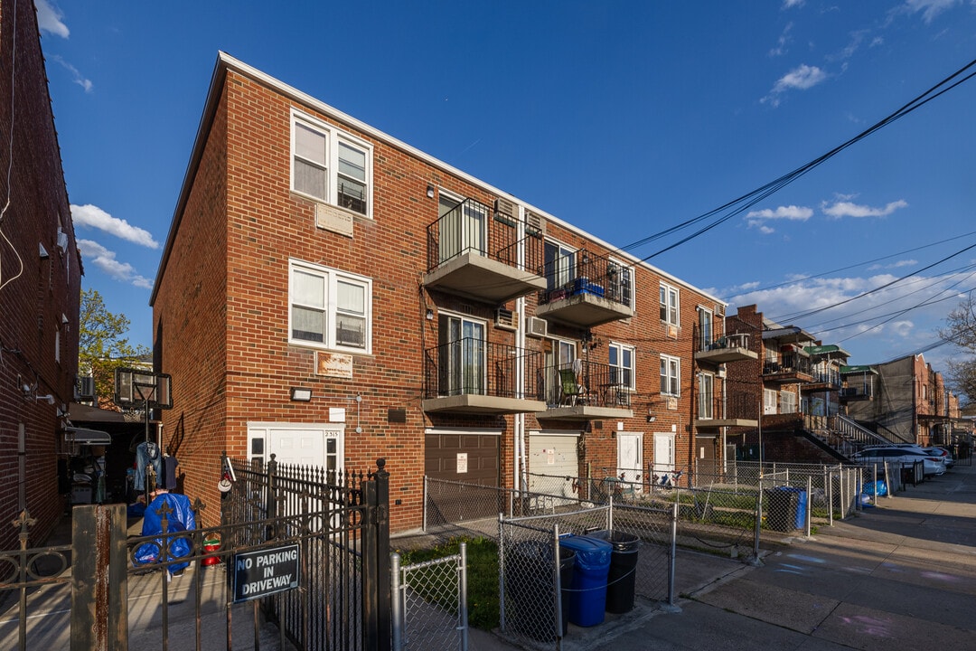 2315 W 13th St in Brooklyn, NY - Building Photo