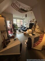 160 E Berkeley St in Boston, MA - Building Photo