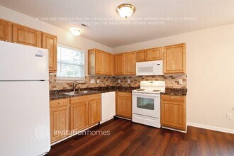 3417 Hunting Wood Ct in Gastonia, NC - Building Photo - Building Photo