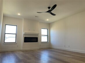 2614 SW Livingston Square in Bentonville, AR - Building Photo - Building Photo