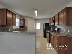 12030 Green Bluff Ct in Houston, TX - Building Photo - Building Photo