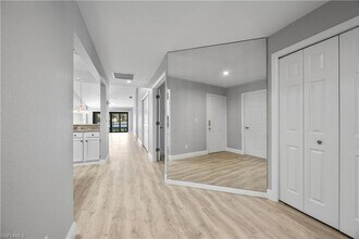 6654 Tannin Ln in Naples, FL - Building Photo - Building Photo