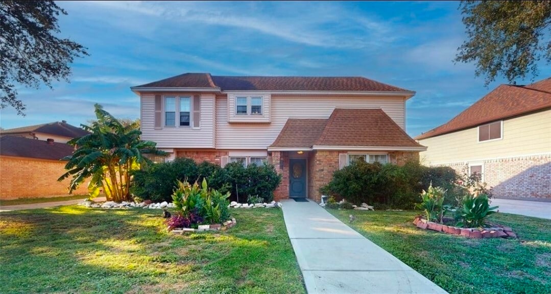 4026 Ash Hollow Dr in Houston, TX - Building Photo