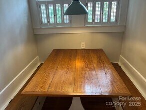 801 Hawthorne Ln in Charlotte, NC - Building Photo - Building Photo