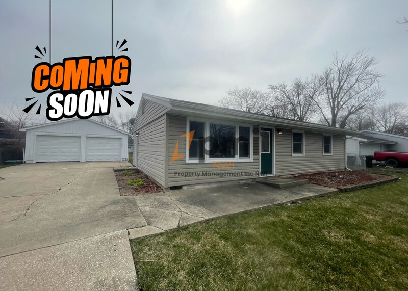 380 Lahonda Dr in Valparaiso, IN - Building Photo