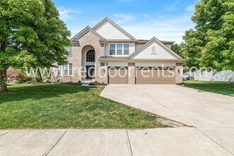 4712 Pebblepointe Pass in Zionsville, IN - Building Photo - Building Photo