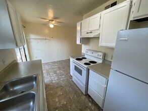 420 Tennessee St NE in Albuquerque, NM - Foto de edificio - Building Photo