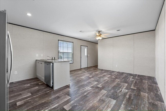 property at 1900 S Lake Reedy Blvd