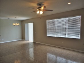 18833 Litzau Ln in Land O Lakes, FL - Building Photo - Building Photo