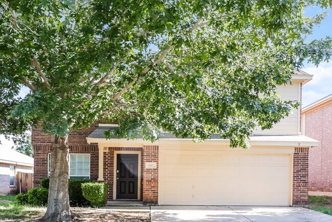property at 1217 Maplewood Dr