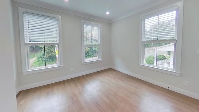 208 Allston St, Unit 3 in Boston, MA - Building Photo - Building Photo