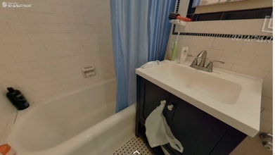 347 Pleasant St, Unit 349-B1-14 in Malden, MA - Foto de edificio - Building Photo