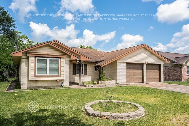 801 Newport Blvd in League City, TX - Building Photo - Building Photo