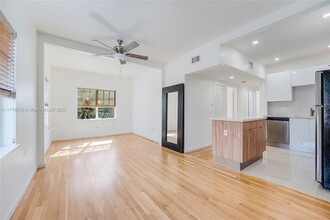 750 Pennsylvania Ave in Miami Beach, FL - Building Photo - Building Photo