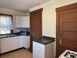 1074 5th St E in St. Paul, MN - Building Photo - Building Photo