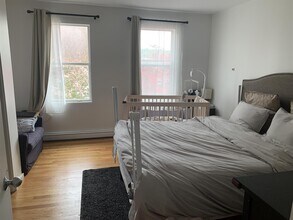 32A Warwick St in Somerville, MA - Building Photo - Building Photo