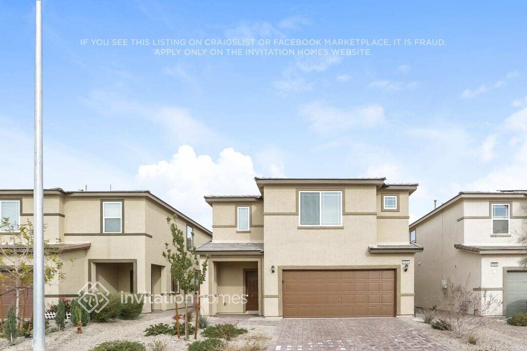 2912 Weeping Beech Rd in North Las Vegas, NV - Building Photo
