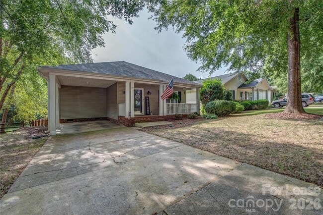 121 Pratt St in Belmont, NC - Building Photo - Building Photo