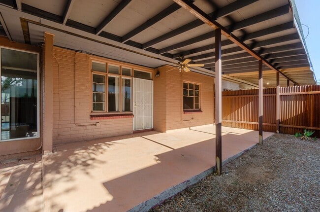 1812 E 7th St in Tucson, AZ - Building Photo - Building Photo