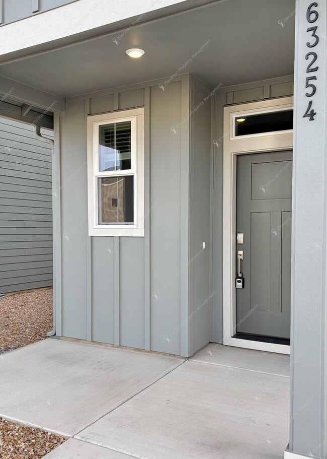 63254 NE Carly Ln in Bend, OR - Building Photo - Building Photo