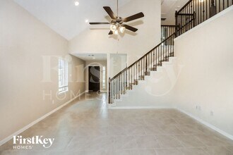 1409 Woods Lake Ct in Houston, TX - Building Photo - Building Photo