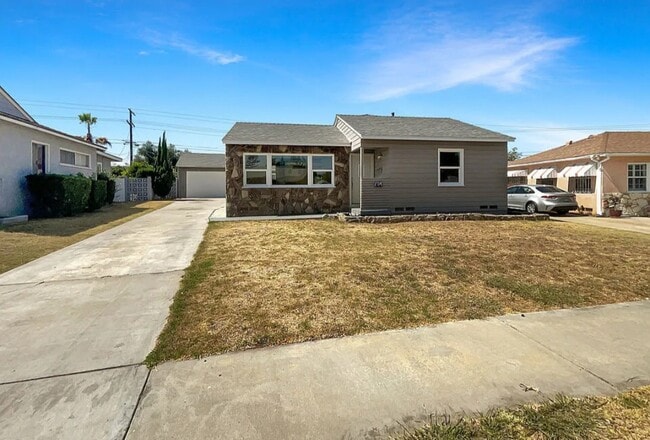 property at 734 W 139th St