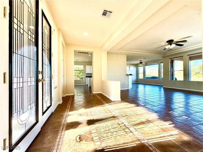 10276 Romantico Dr in Las Vegas, NV - Building Photo - Building Photo