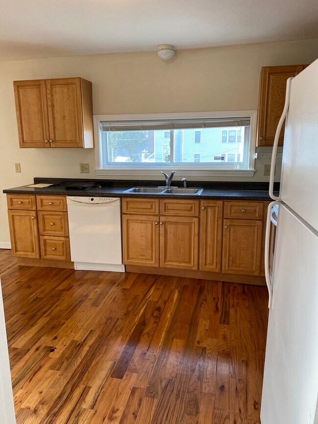 85 Main St Apartments and Nearby North Andover Apartments For Rent