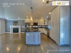 9205 151st St Ct E in Puyallup, WA - Building Photo - Building Photo