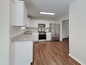 3342 Mooring Dr in Powder Springs, GA - Building Photo - Building Photo