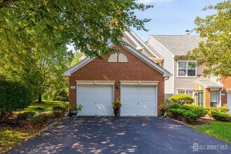 101 S Branch Dr in Whitehouse Station, NJ - Building Photo - Building Photo