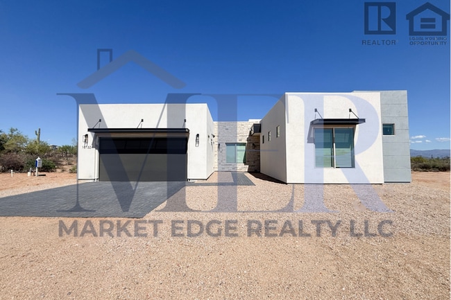 property at 16132 E Lowden Ct