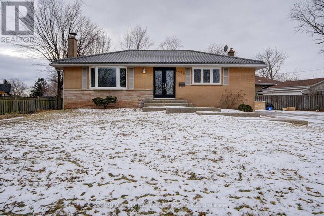 5469 Randolph Crescent