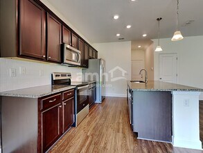 8583 Highfield Ave in Jacksonville, FL - Building Photo - Building Photo