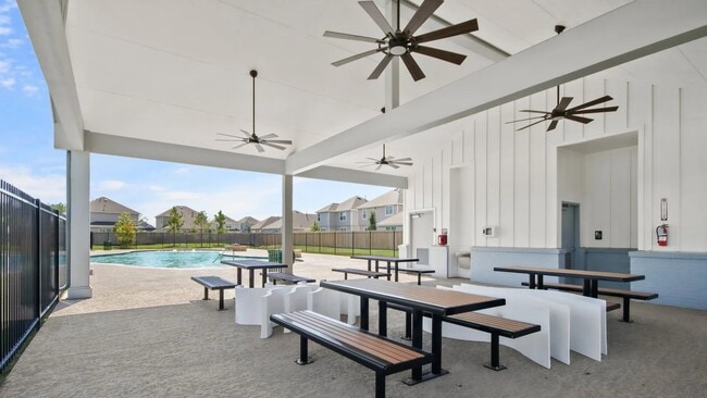 property at 2035 Emmons Clf Trl