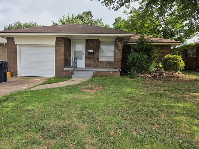 property at 1005 SW 53rd St